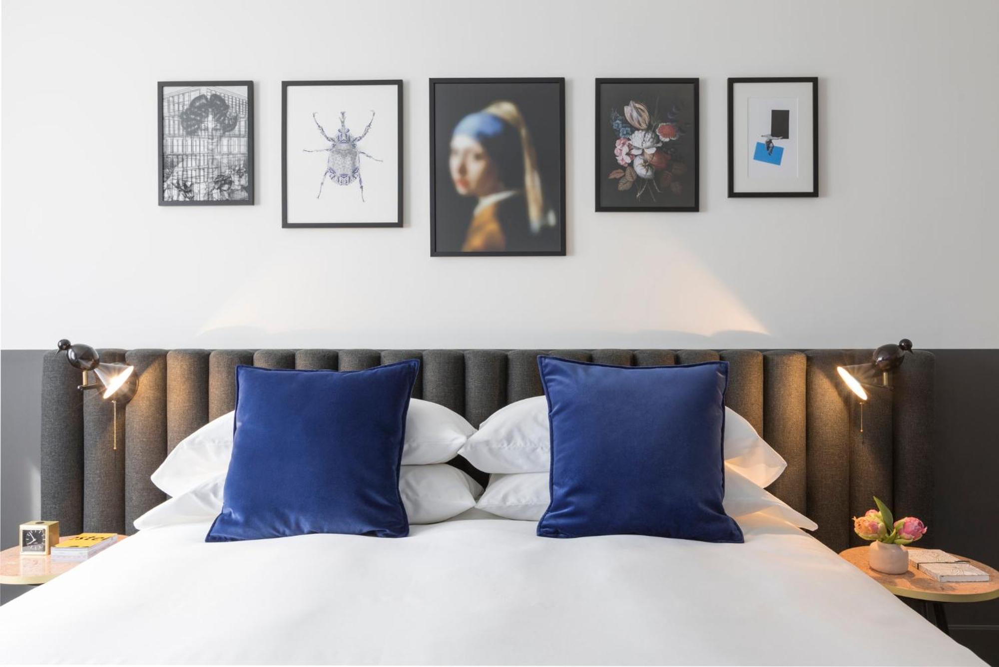 Kimpton De Witt Amsterdam, An Ihg Hotel Esterno foto A bedroom at the hotel